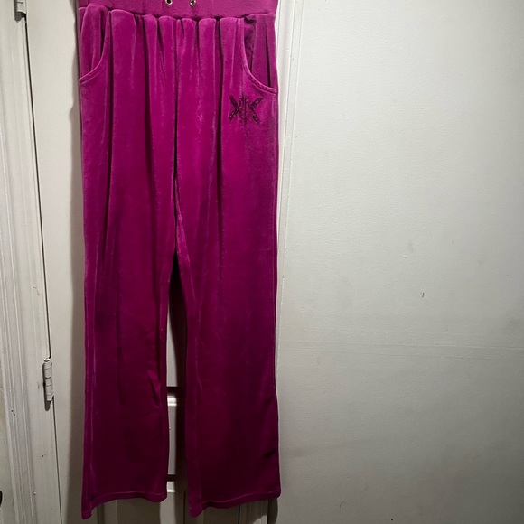 Kardashian Kollection Velvet Fuchsia pants with sequins - Picture 9 of 16